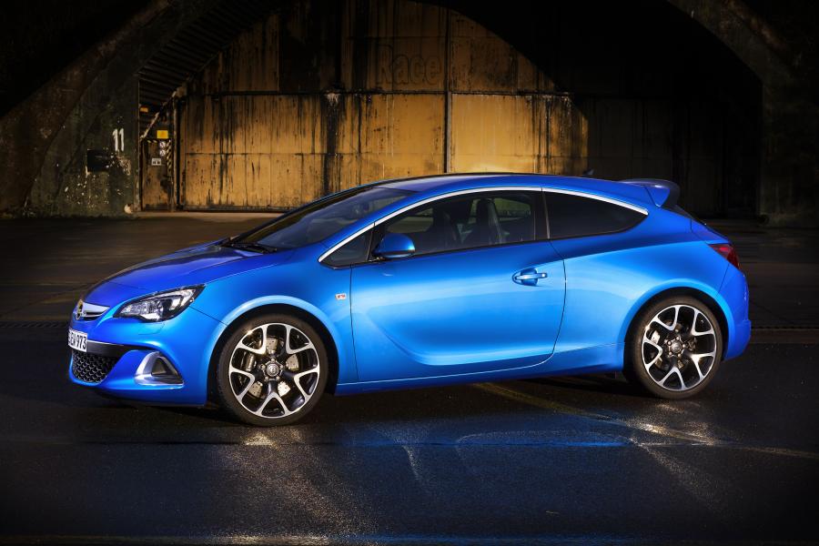  Opel Astra OPC 2012 года  (фото 33 из 64)